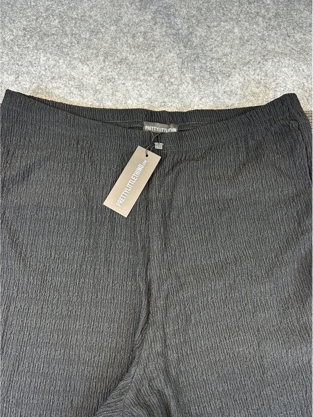 PrettyLittleThing Pants Women's Size 10 Black Textured Flared Pants Lightweight